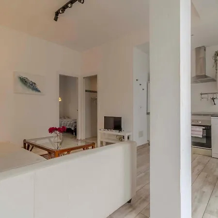 Apartment Triana *